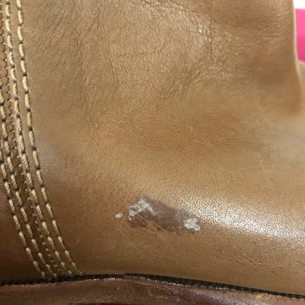 SALE PRICE DROP Authentic COACH tan leather and gold hardware riding boots - Picture 8 of 9